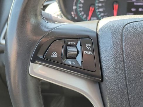 Used 2019 Chevrolet Trax LT w/ LT Convenience Package FWD image 24
