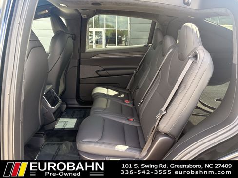 Used 2023 Tesla Model X AWD/4WD image 18
