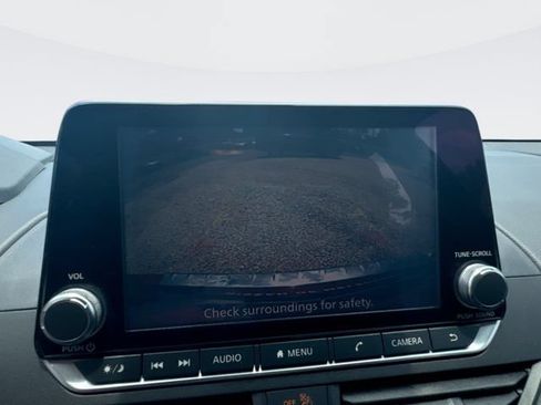 Used 2021 Nissan Altima 2.5 SV FWD image 22