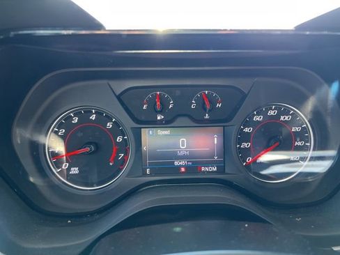 Used 2022 Chevrolet Camaro LT w/ RS Package RWD image 9