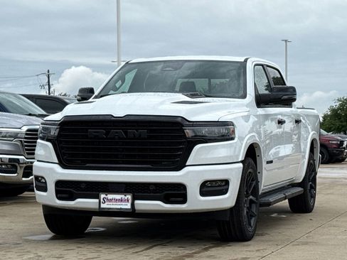 New 2026 RAM 1500 Laramie AWD/4WD image 3