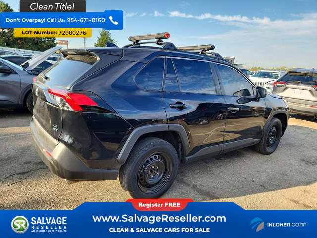 Used 2019 Toyota RAV4 LE w/ Carpet Mat Package AWD/4WD image 4
