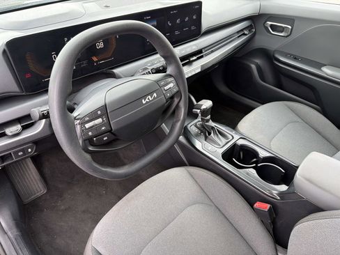 Used 2025 Kia K4 FWD image 7