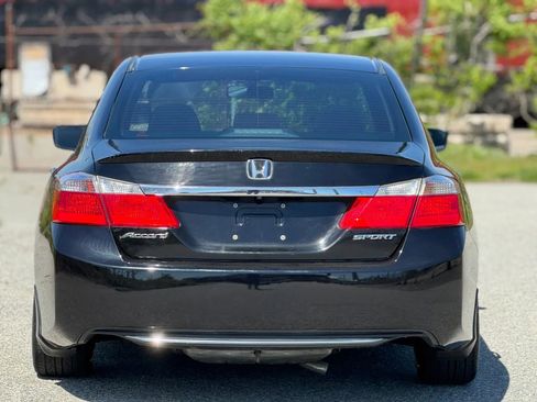 Used 2015 Honda Accord Sport image 8