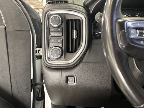 Used 2020 GMC Sierra 1500 Elevation w/ Elevation Value Package AWD/4WD image 16