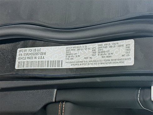 New 2025 Jeep Grand Cherokee Overland w/ Luxury Tech Group IV image 19