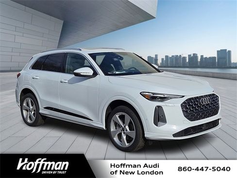 New 2025 Audi Q5 2.0T Premium Plus image 1