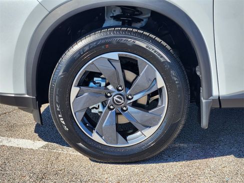 New 2026 Nissan Rogue SV image 7