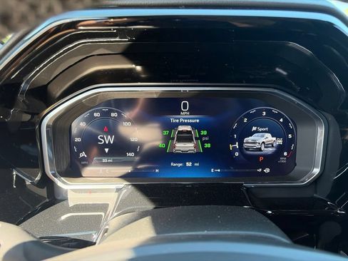 New 2026 Chevrolet Silverado 1500 RST AWD/4WD image 9