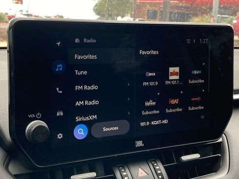 Used 2025 Toyota RAV4 Limited image 21