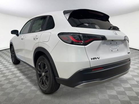 New 2027 Honda HR-V Sport image 4