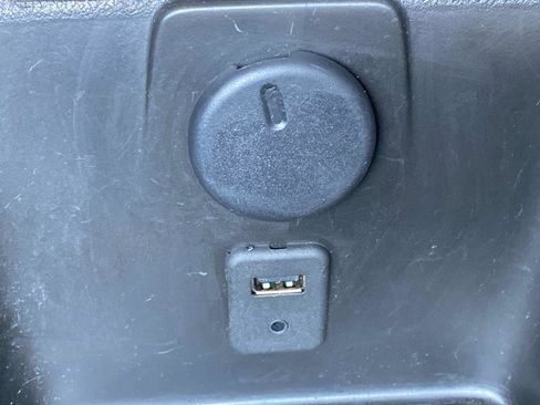 Used 2014 Chevrolet Camaro LT image 26