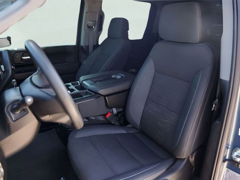 Used 2025 Chevrolet Silverado 2500 Custom w/ Custom Value Package AWD/4WD image 10