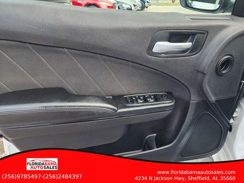 Used 2019 Dodge Charger GT w/ Blacktop Package RWD image 13