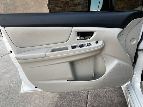 Used 2013 Subaru Impreza 2.0i Sport Premium AWD/4WD image 9