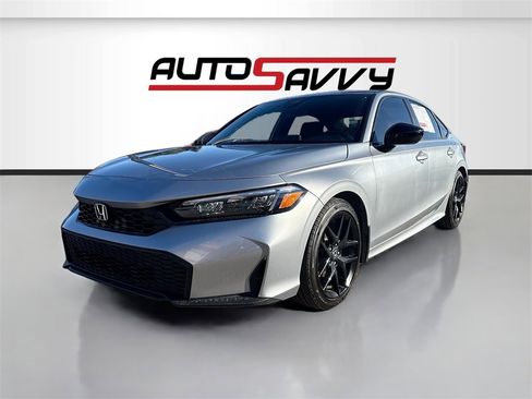 Used 2025 Honda Civic Sport image 3