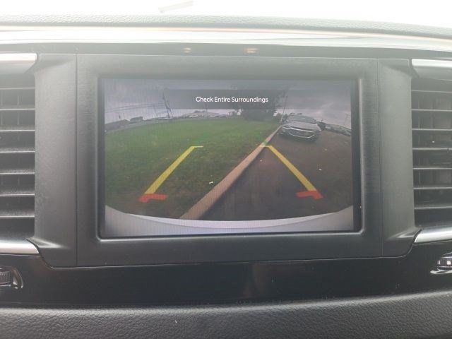 Used 2023 Chrysler Voyager LX FWD image 33