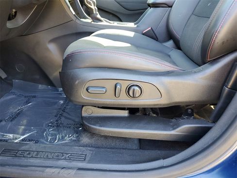 Certified 2022 Chevrolet Equinox RS w/ Infotainment Package image 20