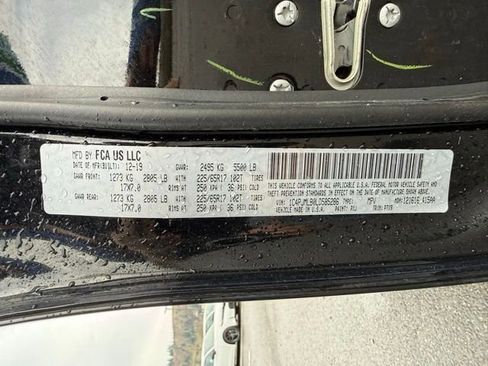 Used 2020 Jeep Cherokee Latitude Plus w/ Cold Weather Group image 19