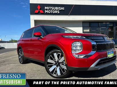 New 2025 Mitsubishi Outlander SE