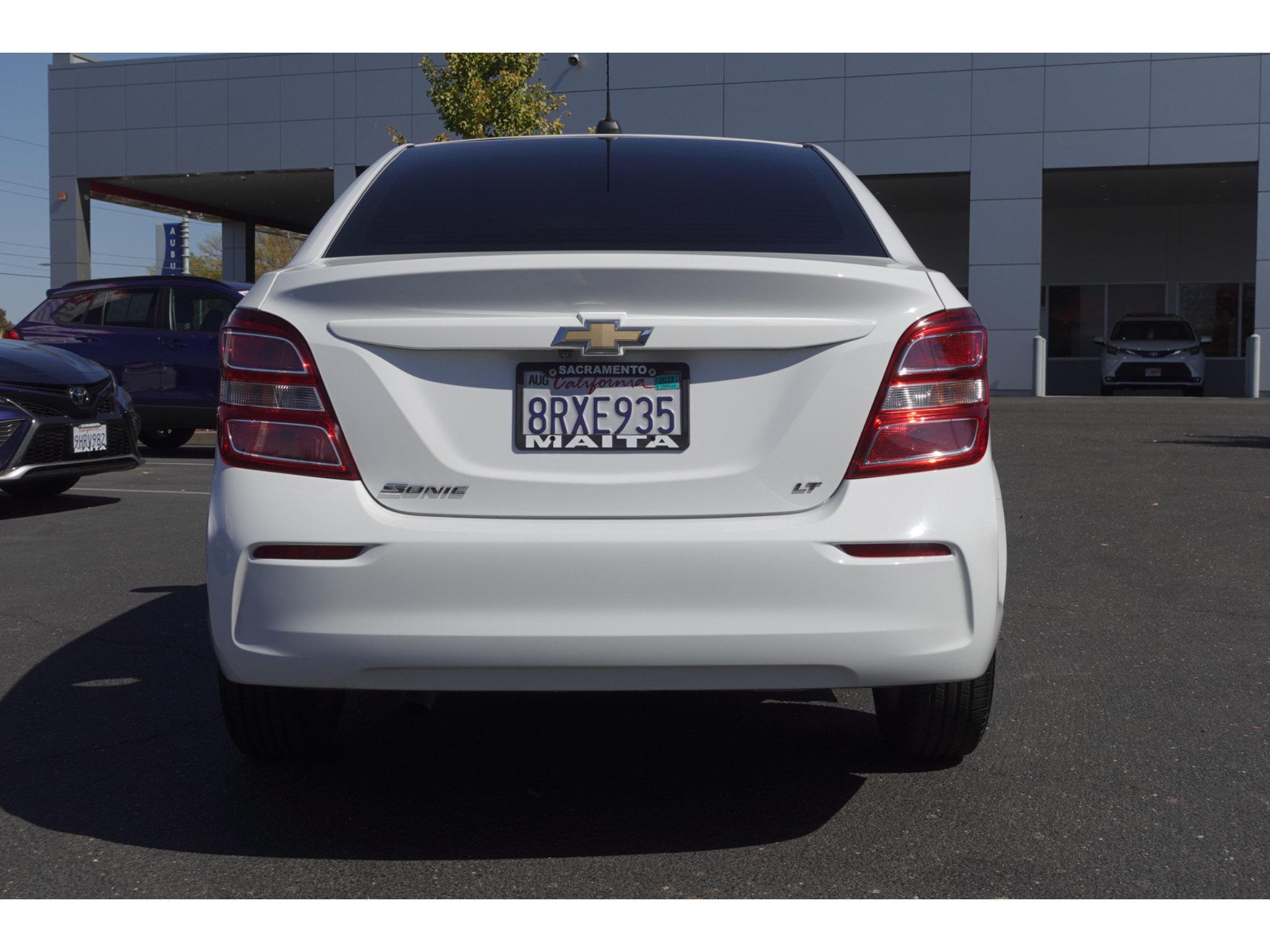 Used 2020 Chevrolet Sonic LT FWD image 4