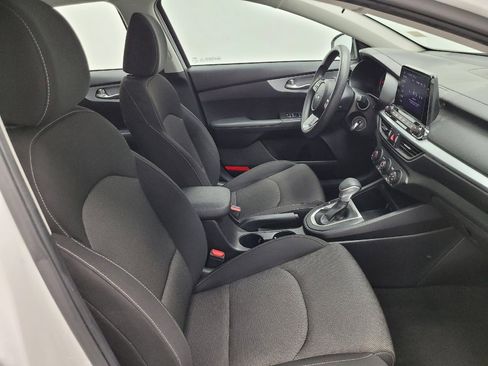 Used 2023 Kia Forte LXS image 21