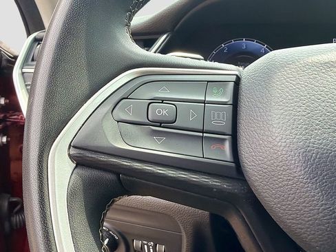 Used 2023 Jeep Grand Cherokee L Laredo RWD image 34
