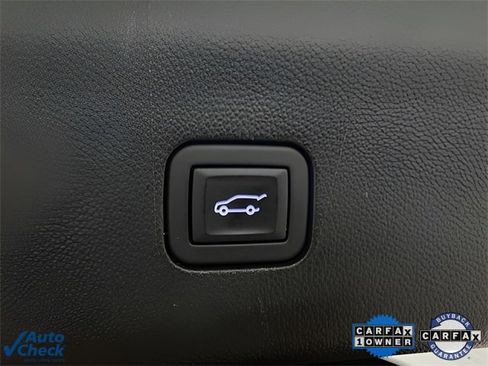 Used 2024 Buick Enclave Premium image 8