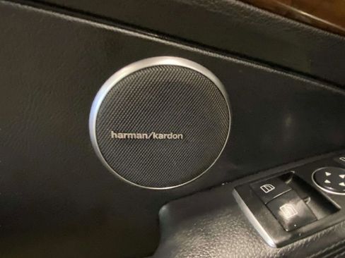 Used 2014 Mercedes-Benz SLK 250 image 18