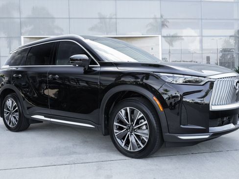 Certified 2026 INFINITI QX60 Luxe w/ Cargo Package image 2