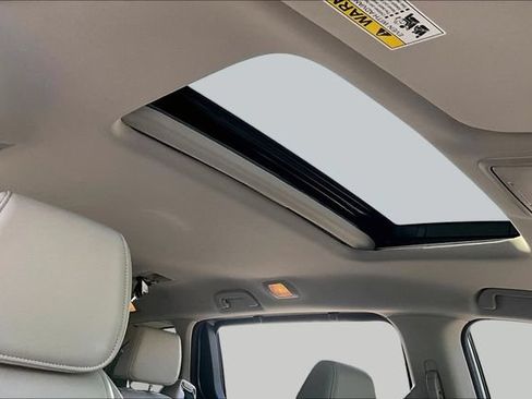 Used 2025 Honda Odyssey EX-L image 24