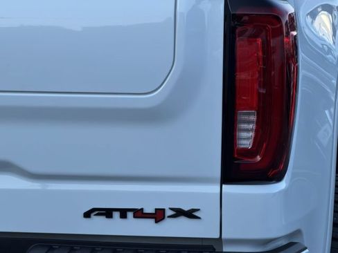 Used 2022 GMC Sierra 1500 AT4X AWD/4WD image 13