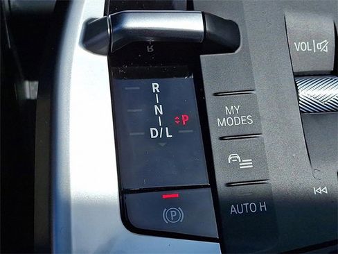 Certified 2025 BMW X1 xDrive28i w/ Convenience Package image 10