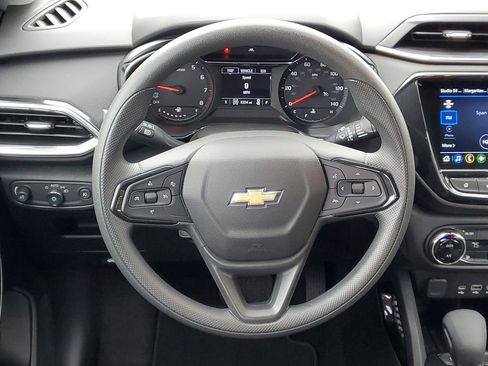 Used 2023 Chevrolet TrailBlazer LT w/ Convenience Package AWD/4WD image 25
