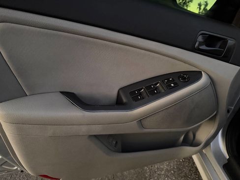 Used 2015 Kia Optima LX image 12