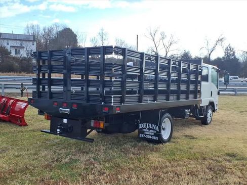 New 2025 Chevrolet Low Cab Forward image 2