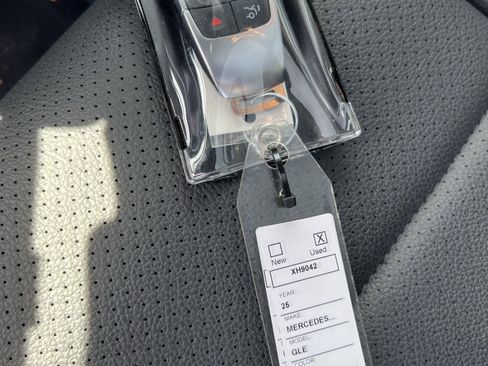 Certified 2025 Mercedes-Benz GLE 350 4MATIC image 38