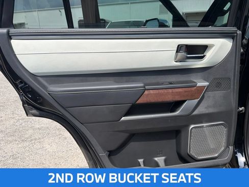 Used 2025 Toyota Sequoia Capstone AWD/4WD image 18