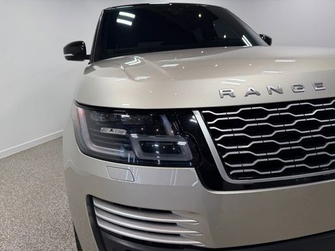 Used 2018 Land Rover Range Rover Autobiography image 3
