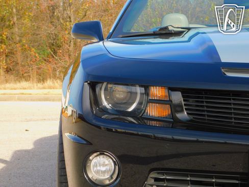 Used 2011 Chevrolet Camaro SS image 40