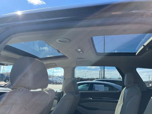 Used 2018 Buick Enclave Premium w/ Experience Buick Package image 8