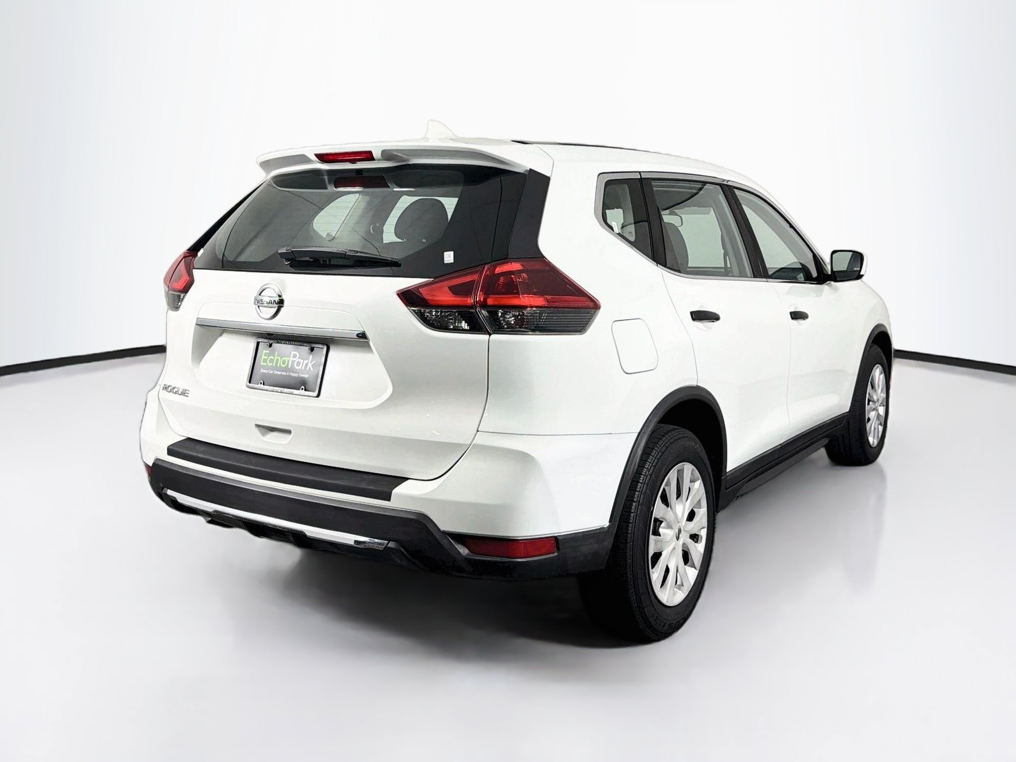 Used 2018 Nissan Rogue S FWD image 9