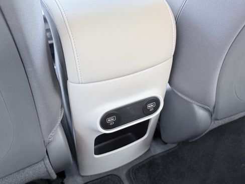 Used 2022 Hyundai Ioniq 5 SE AWD/4WD image 42