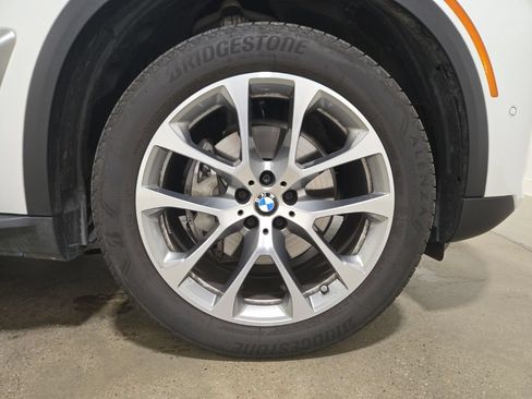 Used 2026 BMW X5 xDrive40i AWD/4WD image 29