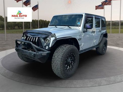 Used 2012 Jeep Wrangler Unlimited Rubicon image 1