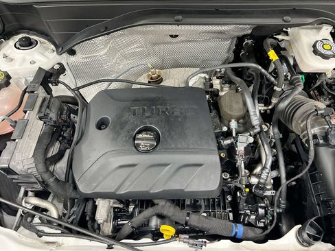 Used 2024 Chevrolet TrailBlazer ACTIV w/ Driver Confidence Package FWD image 24