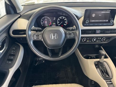 Used 2023 Honda HR-V LX image 13