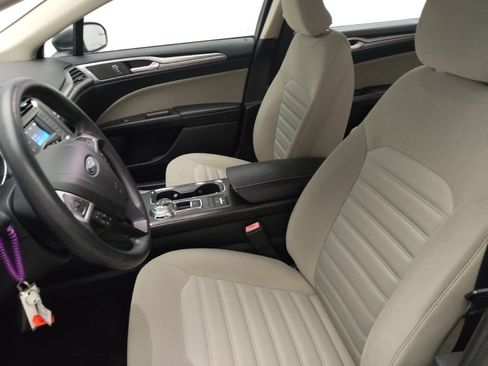 Used 2018 Ford Fusion S image 17