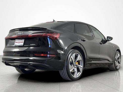 Used 2023 Audi e-tron Prestige AWD/4WD image 5