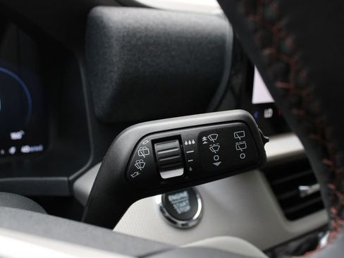 New 2026 Ford Explorer Active w/ Active Comfort Package AWD/4WD image 14